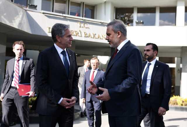 Ankara'da, Bakan Fidan ile ABD'li mevkidaşı Blinken arasındaki soğuk zirve dünya basınında geniş yankı uyandırdı Ankara'da, Bakan Fidan ile ABD'li mevkidaşı Blinken arasındaki soğuk zirve dünya basınında geniş yankı uyandırdı