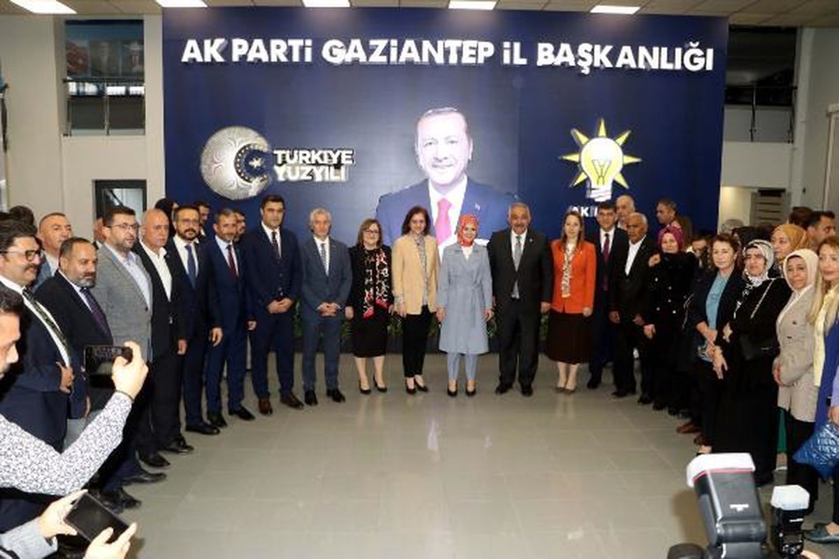Bakan Göktaş Gaziantep'te çalışmaları denetledi