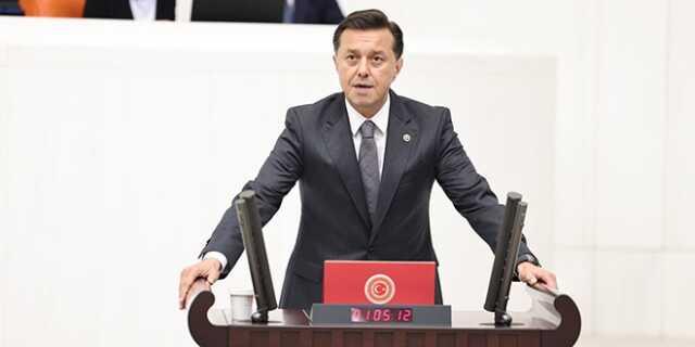 İYİ Parti'den istifa eden Eskişehir milletvekili Nebi Hatipoğlu'nun AK Parti'ye katılacağı iddia edildi İYİ Parti'den istifa eden Eskişehir milletvekili Nebi Hatipoğlu'nun AK Parti'ye katılacağı iddia edildi