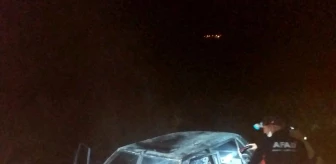 Siirt'in Kurtalan ilçesine bağlı Gözpınar köyü yakınlarında kaza yapan otomobilin yanması sonucu ilk belirlemelere göre 5 kişi hayatını kaybetti.