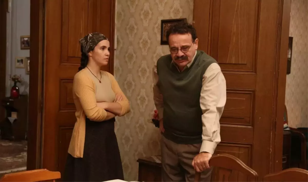 Üç Kız Kardeş full HD bölüm izle! Üç Kız Kardeş 61. bölüm tek parça izle! Üç Kız Kardeş son bölüm neler oldu?