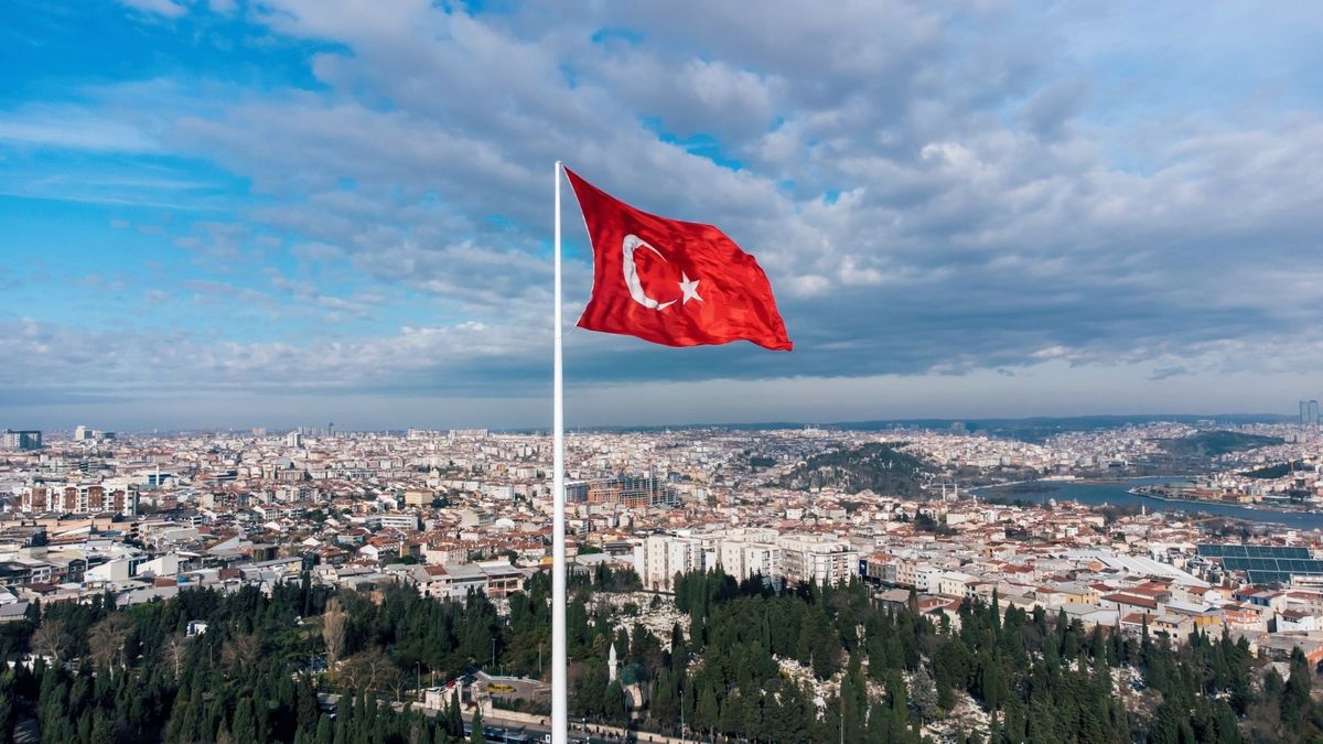 10 Kasım tatil mi, yarım gün mü? 10 Kasım resmi tatil mi?