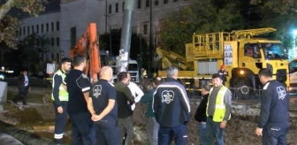Kabataş-Bağcılar Tramvay Hattı'nda Enerji Direği Zarar Gördü