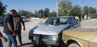 Isparta'da trafik kazası: 2 kişi yaralandı