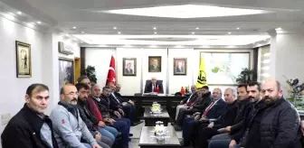 MHP Bayburt İl Başkanı ve Yönetimi Belediye Başkanı Pekmezci'yi Ziyaret Etti