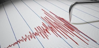 Son Dakika: Endonezya'nın Banda Denizi açıklarında art arda 6,7 ve 7,1 büyüklüğünde depremler meydana geldi