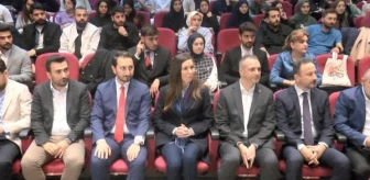 AK Parti İstanbul Gençlik Kolları 2023 Şehircilik Zirvesi düzenledi