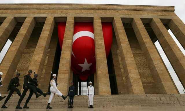 10 Kasım otobüsler bedava mı? Yarın İETT, Marmaray, Metrobüs ücretsiz mi? 10 Kasım otobüsler bedava mı? Yarın İETT, Marmaray, Metrobüs ücretsiz mi?