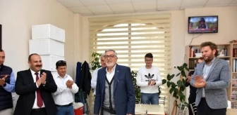 İnönü Belediye Başkanı Kadir Bozkurt'a Sürpriz Doğum Günü Kutlaması