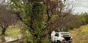 İznik'te su kanalına çarpan otomobilin sürücüsü hayatını kaybetti