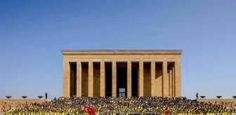 Fenerbahçeli taraftarlar Anıtkabir'i ziyaret etti