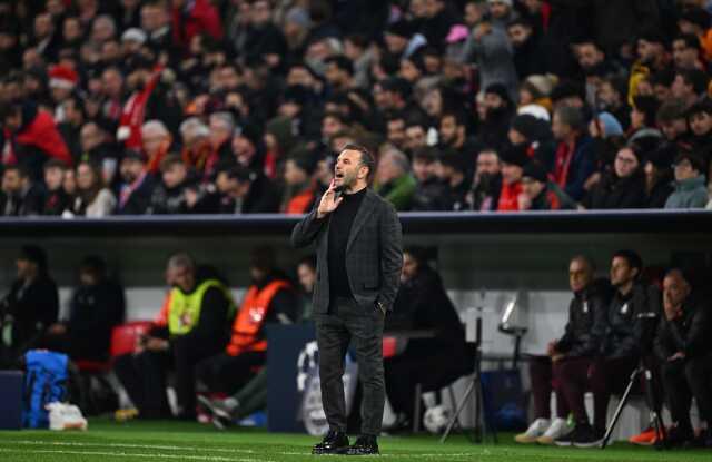 Portekizli, Galatasaray'ı Almanya'da fena doğradı! Okan Buruk canlı yayında pozisyonları tek tek saydı