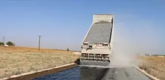 Şanlıurfa Büyükşehir Belediyesi Kırsal Mahallelerde Yol Yapım Çalışmalarına Devam Ediyor