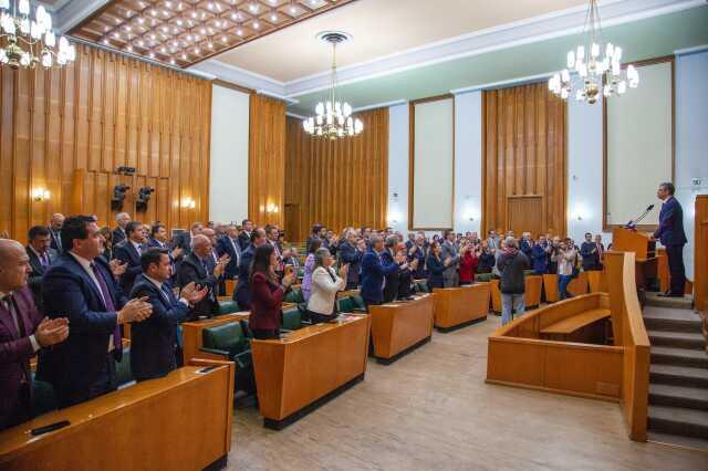 Yargıtay'ın AYM üyeleri hakkında suç duyurusunda bulunmasına CHP lideri Özel'den sert tepki: Halkı bu kalkışmayı bastırmaya davet ediyoruz