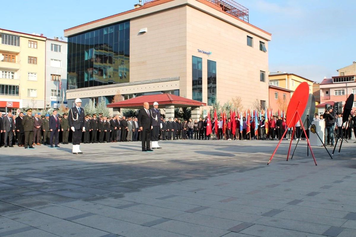 Atatürk'ün ölüm yıl dönümü Bayburt'ta törenle anıldı