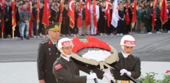 Atatürk'ün ölüm yıl dönümü törenlerle anıldı