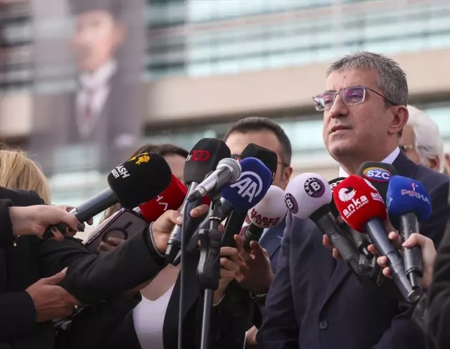 CHP, çalışmayan emeklilere 5 bin lira ödenmesine ilişkin düzenlemenin iptali için AYM'ye başvuru yaptı CHP, çalışmayan emeklilere 5 bin lira ödenmesine ilişkin düzenlemenin iptali için AYM'ye başvuru yaptı