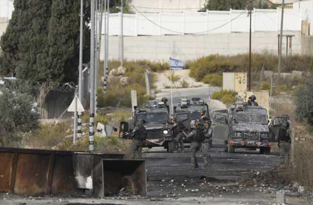 İsrail'in saldırıları Batı Şeria'ya taşındı! 18 Filistinliyi daha öldürüp 2 evi patlayıcılarla yıktılar İsrail'in saldırıları Batı Şeria'ya taşındı! 18 Filistinliyi daha öldürüp 2 evi patlayıcılarla yıktılar