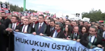 Türkiye Barolar Birliği, Yargıtay'ın Anayasa Mahkemesi üyeleri hakkındaki suç duyurusuna karşı eylem yaptı
