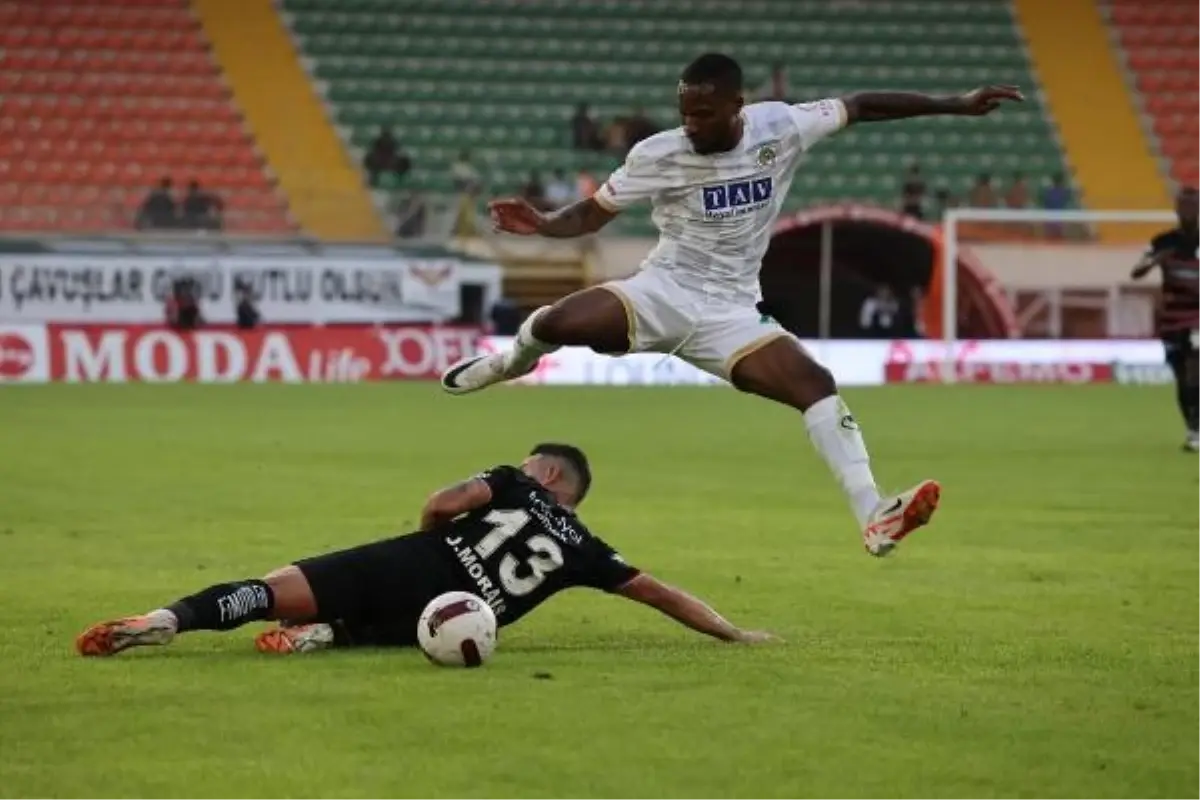 Corendon Alanyaspor-Gaziantep FK Maçı Sonuçlandı