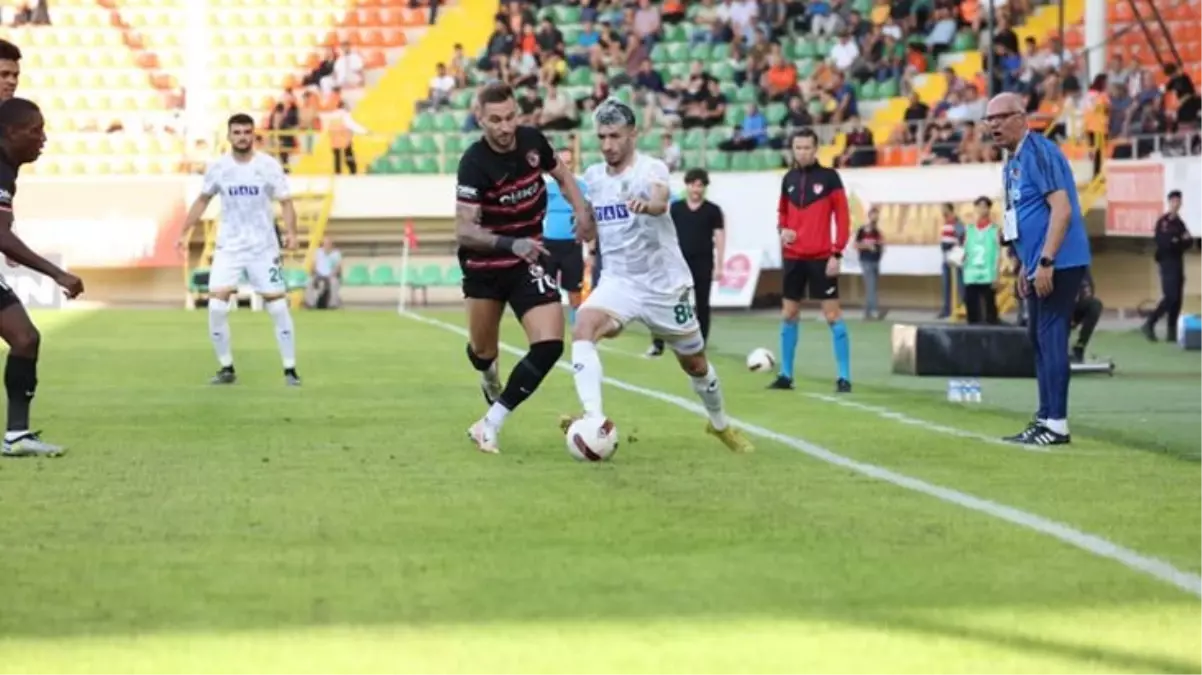 Gaziantep FK, Alanyaspor'u deplasmanda dağıttı