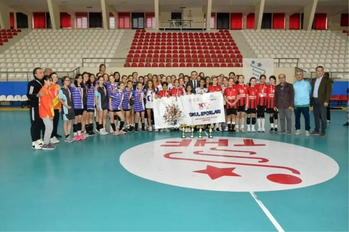 Eskişehir Okullar Arası Yıldız Kızlar Hentbol Finalleri Tamamlandı