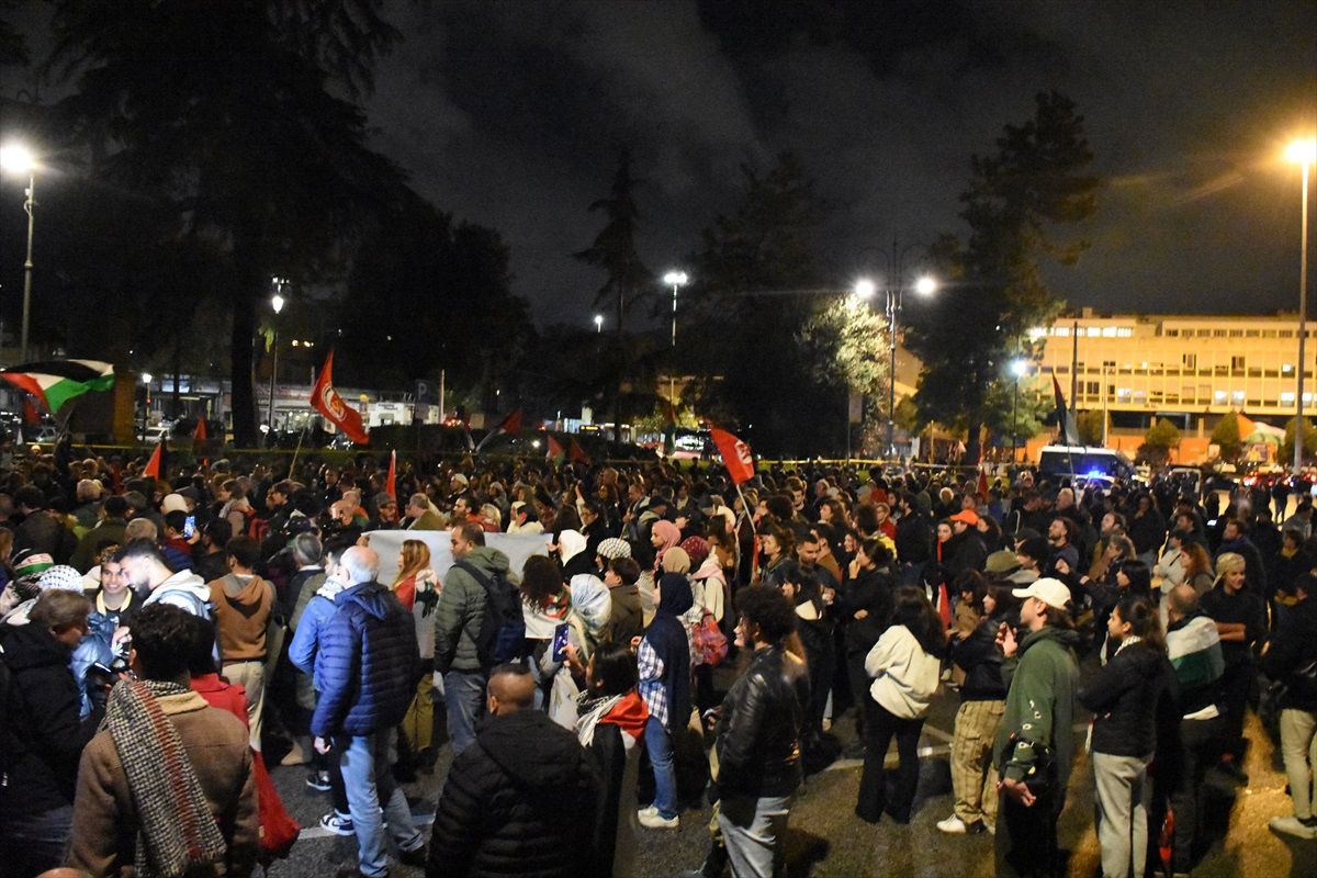 Roma'da Filistin'e Destek Mitingi Düzenlendi