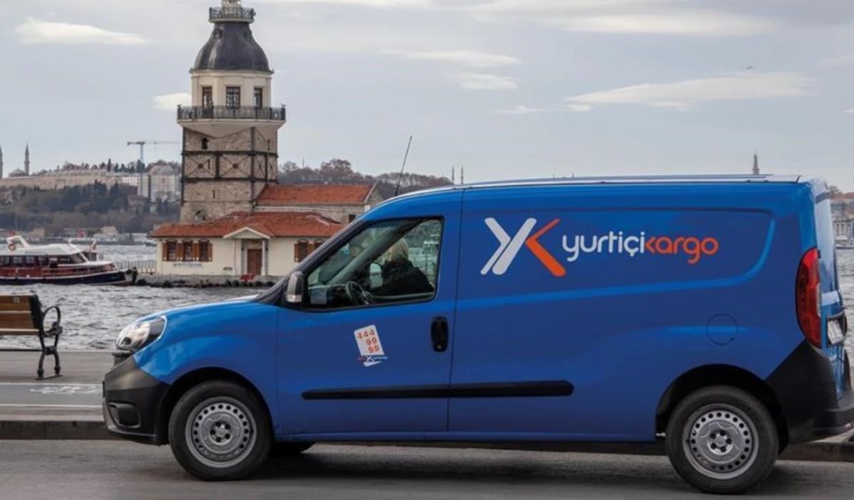 Yurtiçi Kargo hafta sonu açık mı? Yurtiçi Kargo hafta sonu saat kaça kadar açık, cumartesi dağıtım yapıyor mu?