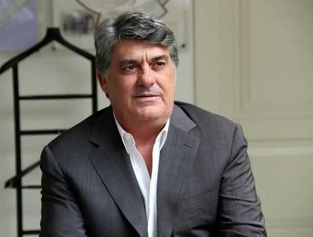 3 Aralık öncesi heyecan dorukta! Beşiktaş'ta Hasan Arat'ın ardından Serdar Adalı da başkanlığa aday olduğunu açıkladı 3 Aralık öncesi heyecan dorukta! Beşiktaş'ta Hasan Arat'ın ardından Serdar Adalı da başkanlığa aday olduğunu açıkladı