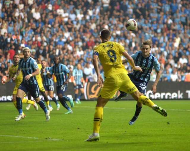 Fenerbahçe, Süper Lig'in 12. haftasında Adana Demirspor ile deplasmanda golsüz berabere kaldı Fenerbahçe, Süper Lig'in 12. haftasında Adana Demirspor ile deplasmanda golsüz berabere kaldı