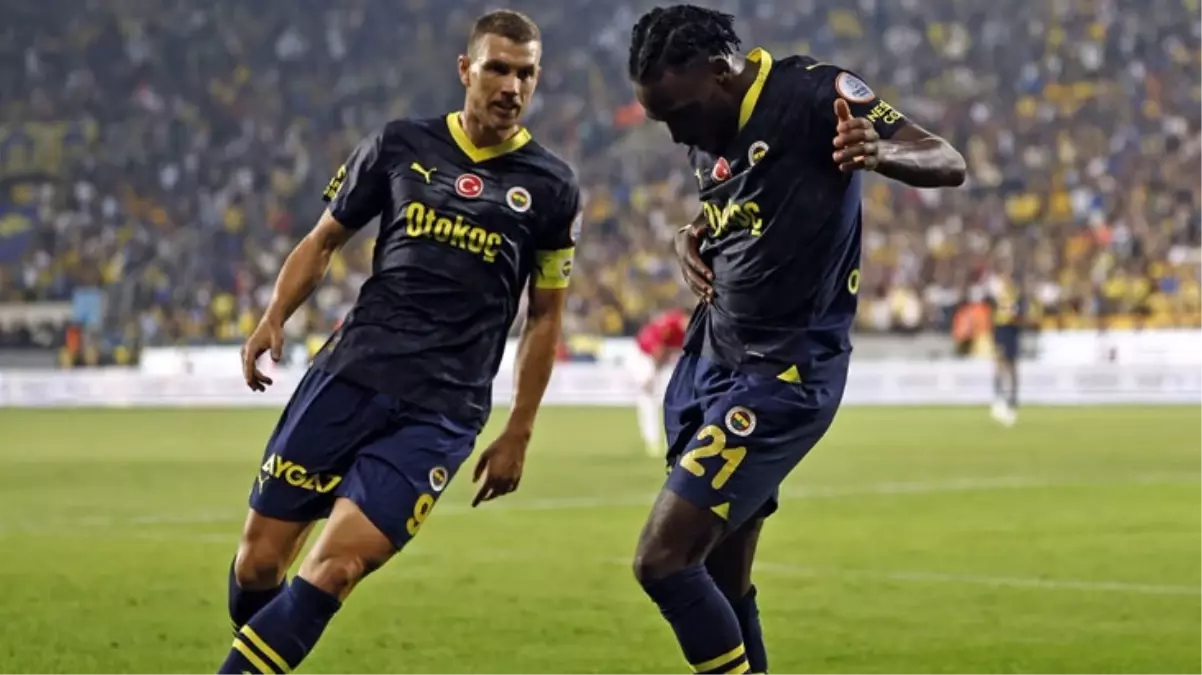 Cezalı duruma düştü! Fenerbahçe'nin yıldızı milli ara dönüşü yok