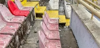 Sakaryaspor Taraftarları Bolu Atatürk Stadyumu'na Zarar Verdi
