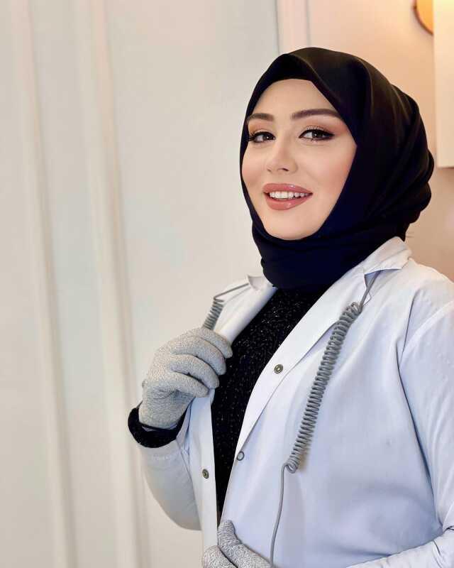 Skandallarla gündeme gelen 'Gümüş eldivenli' fenomen Şüheda Kaya hakkındaki iddialara tek tek cevap verdi