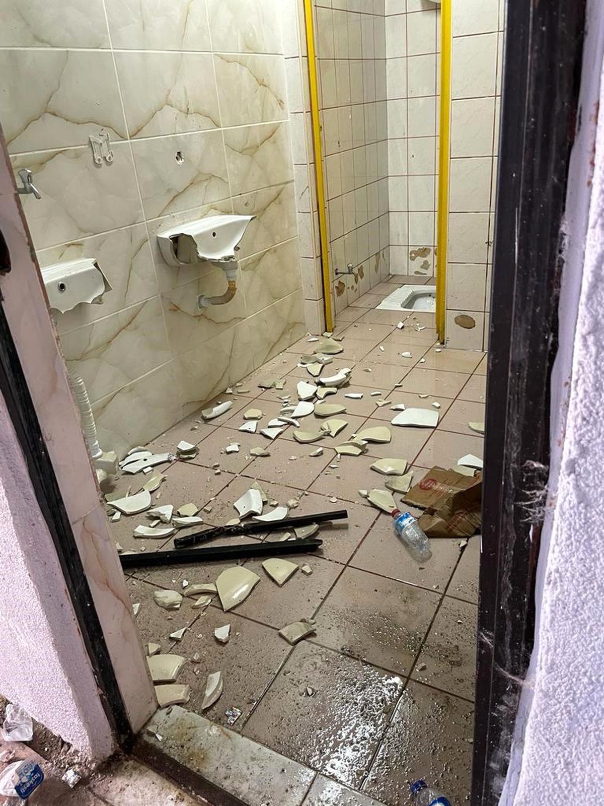Boluspor Taraftarları Stada Zarar Verdi