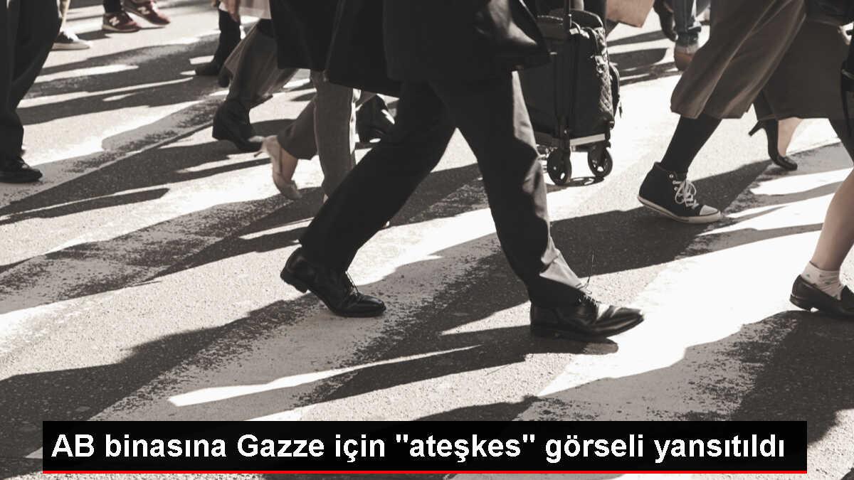 Save The Children, AB Komisyonu binasına Gazze için projeksiyon yansıttı