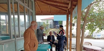 Edirne'de Jandarma Ekipleri Aile İçi Şiddetle Mücadele ve KADES Hakkında Bilgilendirme Çalışmalarını Sürdürüyor