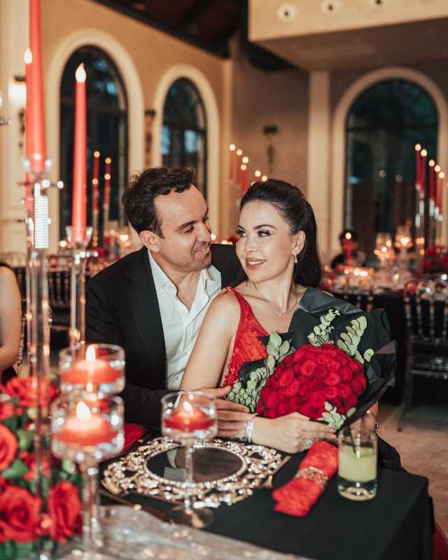 Haklarındaki iddialarla gündemden düşmeyen Tayyar-Özlem Öz çifti konuştu: Soy ismimi değiştirmemiz dışında her şey iftira Haklarındaki iddialarla gündemden düşmeyen Tayyar-Özlem Öz çifti konuştu: Soy ismimi değiştirmemiz dışında her şey iftira