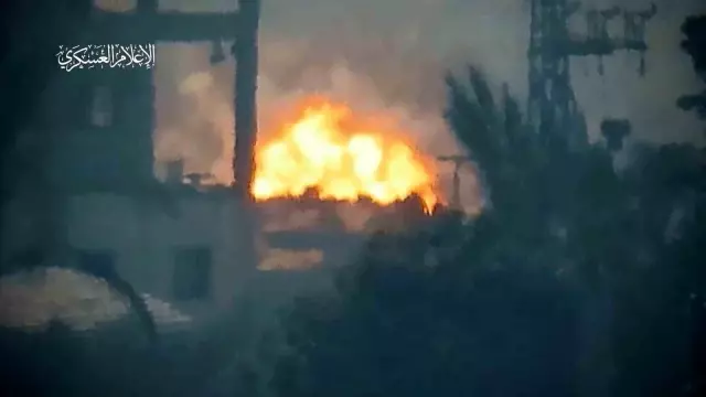 Hamas, İsrail tanklarına roket saldırıları düzenledi Hamas, İsrail tanklarına roket saldırıları düzenledi