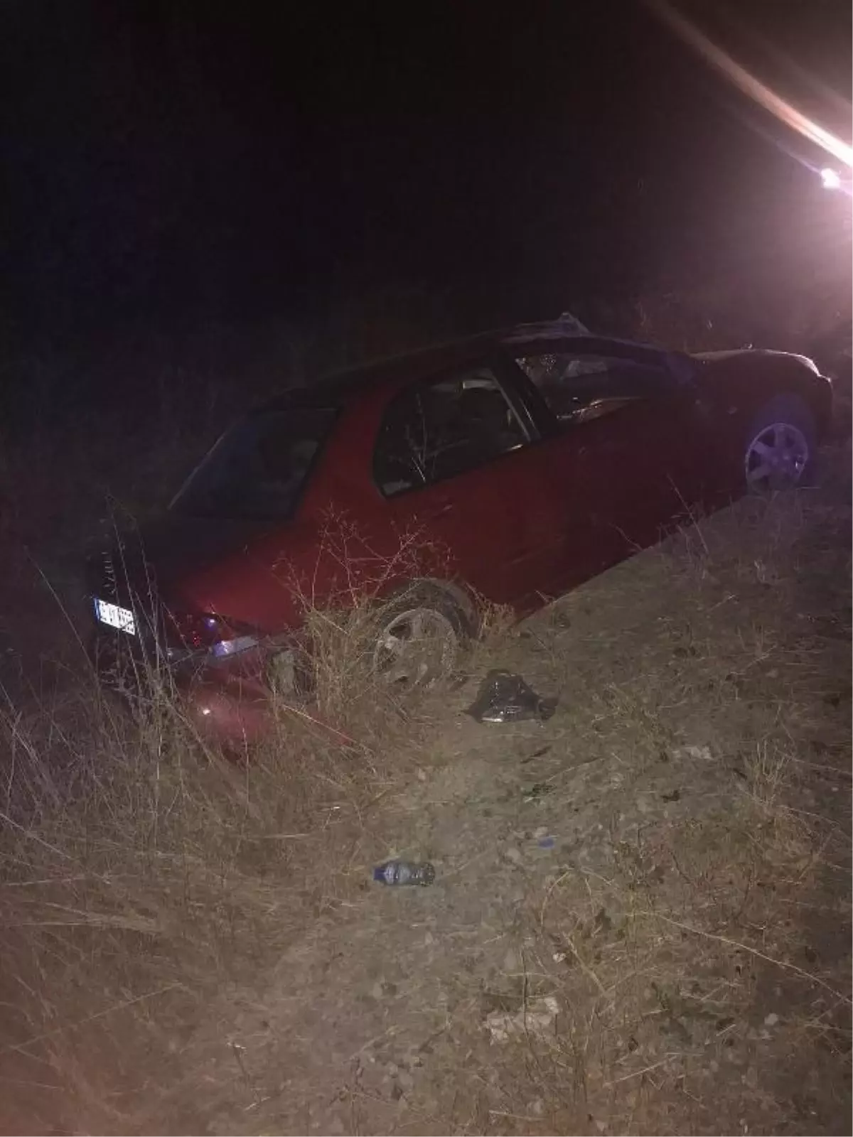 Kırıkkale'de otomobil su kanalına düştü: 2 kişi ağır yaralandı
