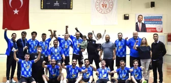 Yunusemre Belediyespor Erkek Hentbol Takımı Burdur Gençlikspor'u Yendi