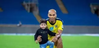 Antalyaspor Futbolcusu Naldo Pereria Trafik Kazasında Kaybettiği Ailesi İçin Uyarıda Bulundu