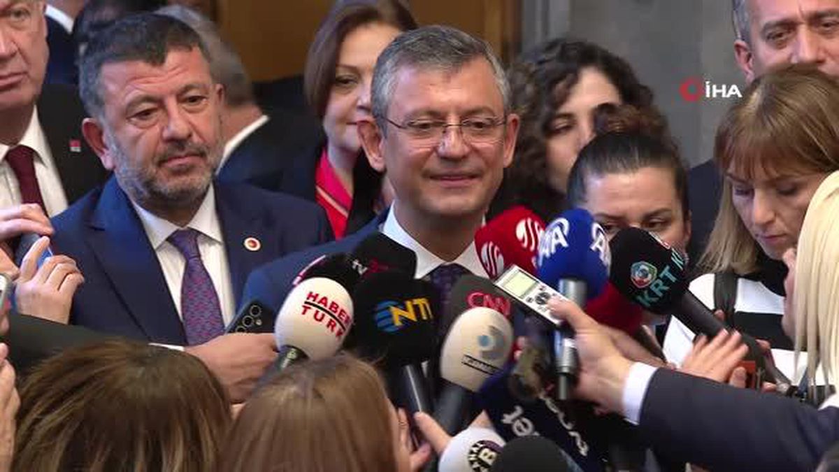 CHP Genel Başkanı Özgür Özel: Belediye başkan adaylarının belirlenmesinde ön seçim yapılmayacak iddiaları asılsız
