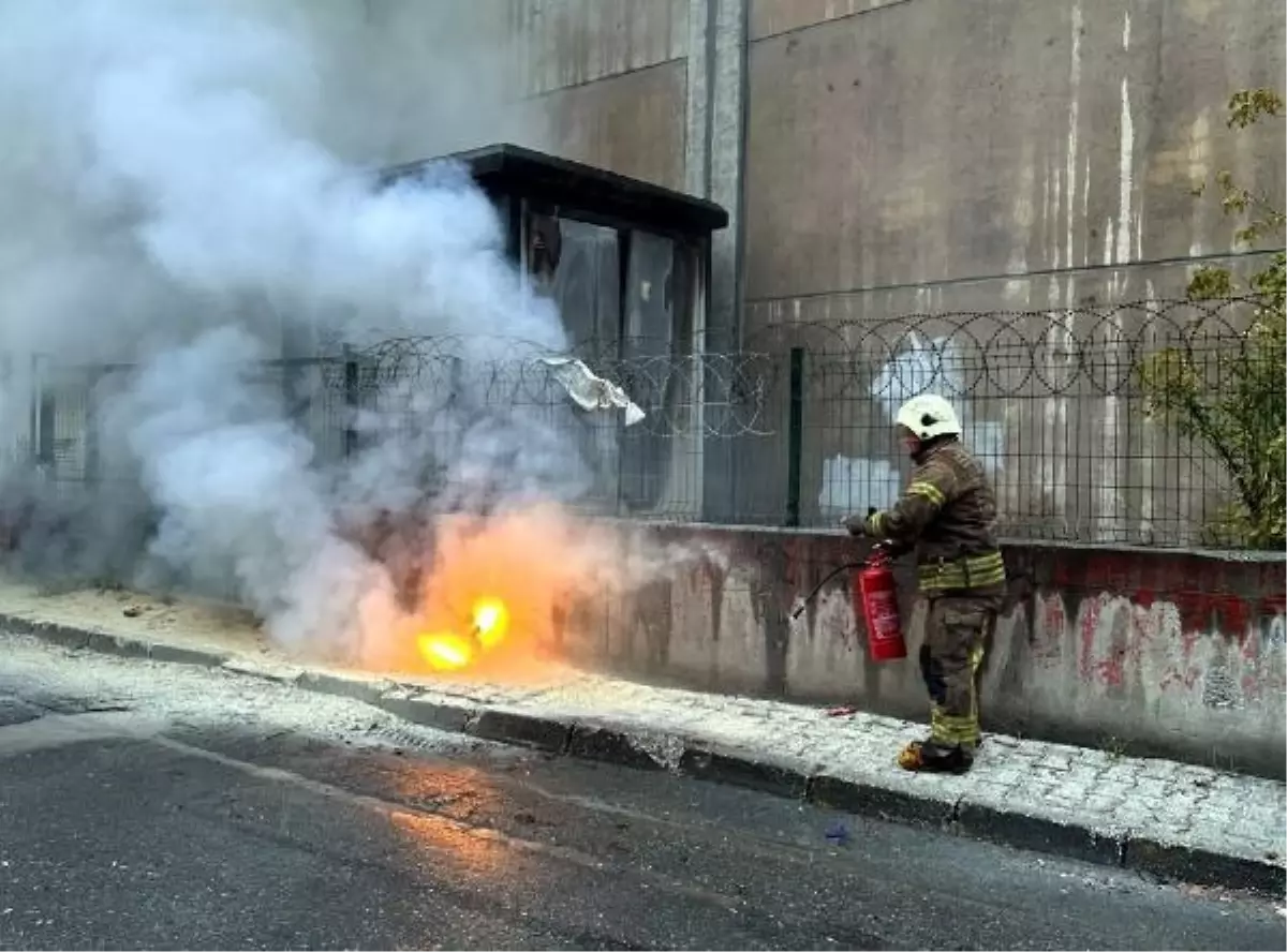 Esenyurt'ta Elektrik Kabloları Alev Alev Yandı