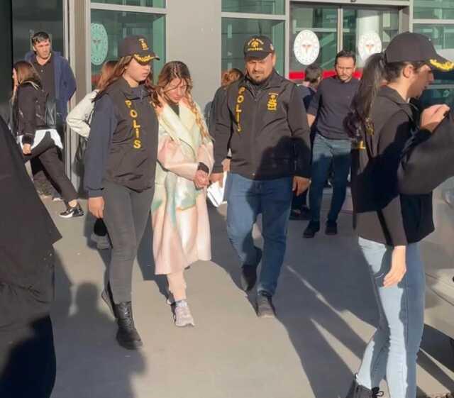 Gözaltına alınan Bahar ve Nihal Candan kardeşlerle ilgili başsavcılıktan açıklama: Dolandırıcılık ve mal varlığı aklama suçlarından gözaltındalar Gözaltına alınan Bahar ve Nihal Candan kardeşlerle ilgili başsavcılıktan açıklama: Dolandırıcılık ve mal varlığı aklama suçlarından gözaltındalar