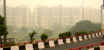 Delhi'de Diwali Festivali Sonrası Hava Kirliliği Arttı