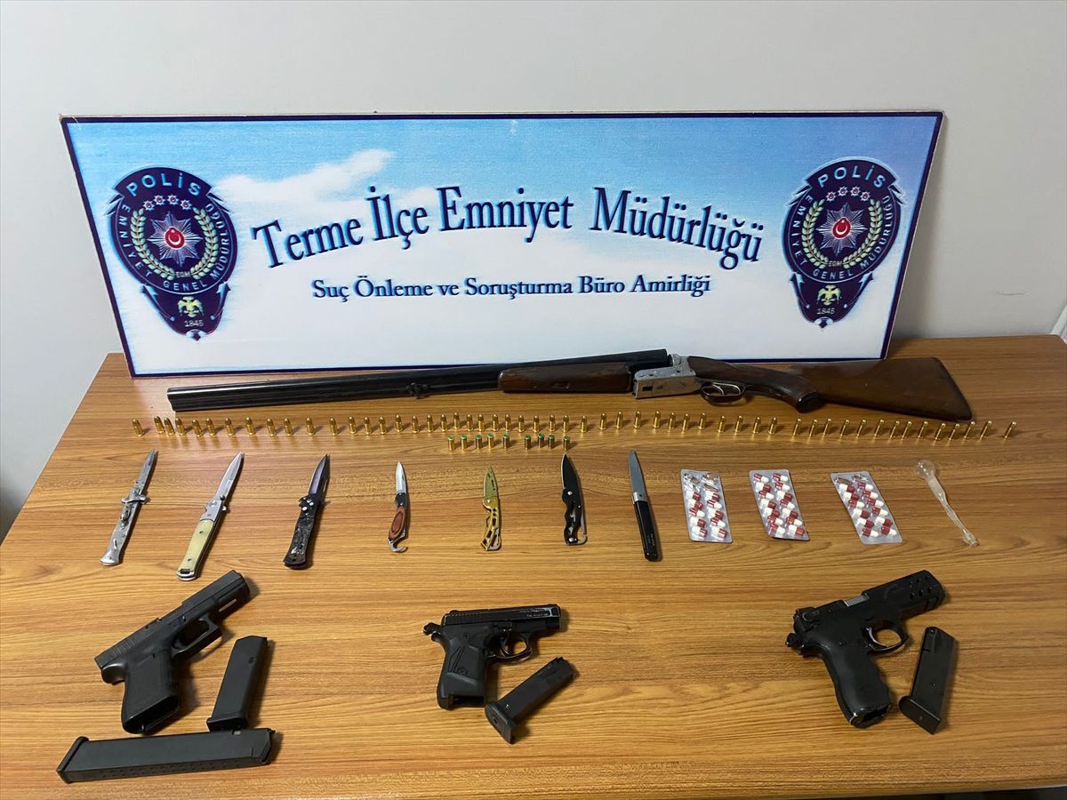 Samsun Terme'de Polis Ekipleri Denetim Yaptı