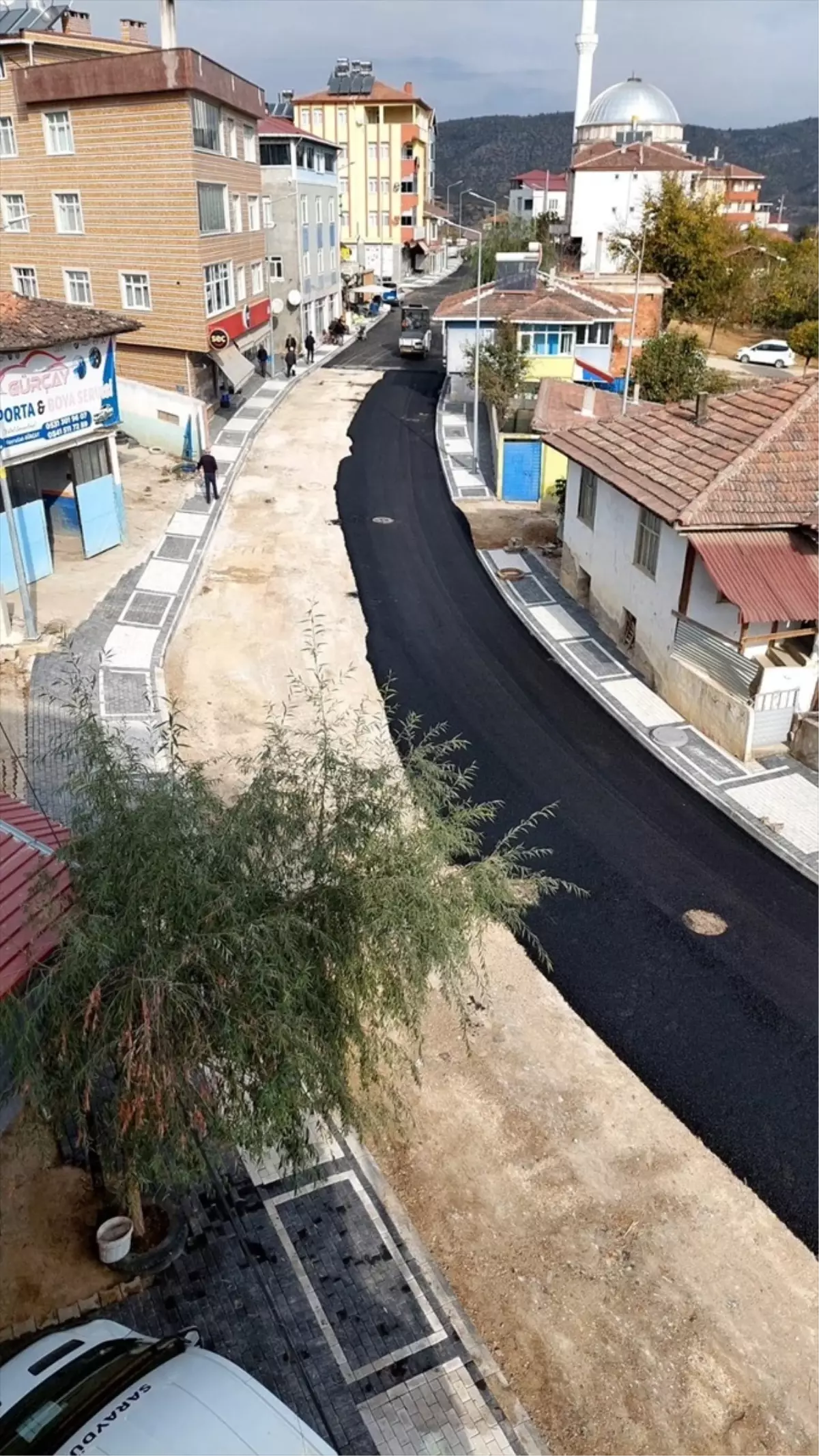 Sinop'un Saraydüzü ilçesinde asfaltlama çalışmaları devam ediyor