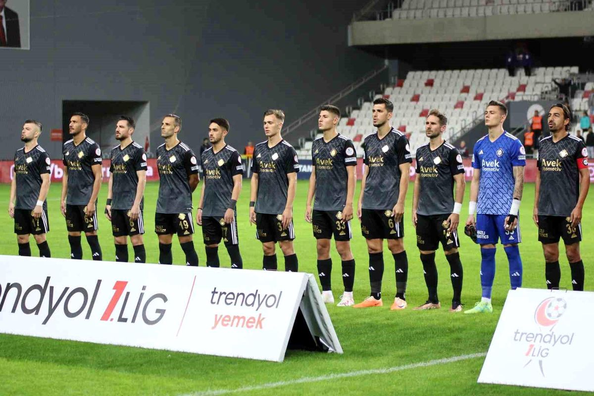 Altay, milli aranın ardından zorlu deplasman maçlarına çıkacak