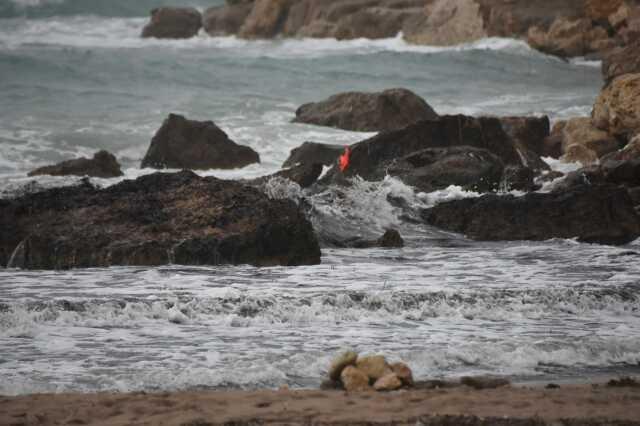 Çeşme'de lastik bot faciasında 6 göçmen hayatını kaybetti, 2 şüpheli tutuklandı