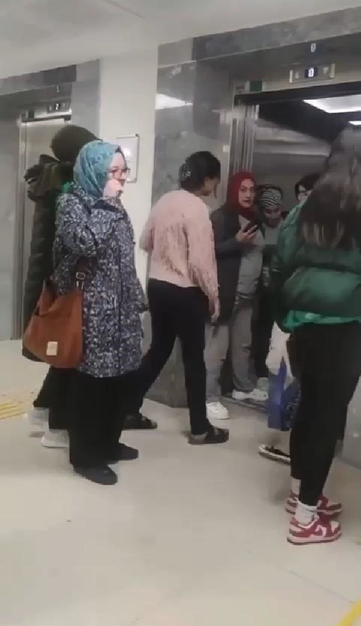 Çubuk'ta KYK Kız Öğrenci Yurdu'nda Asansör Arızası